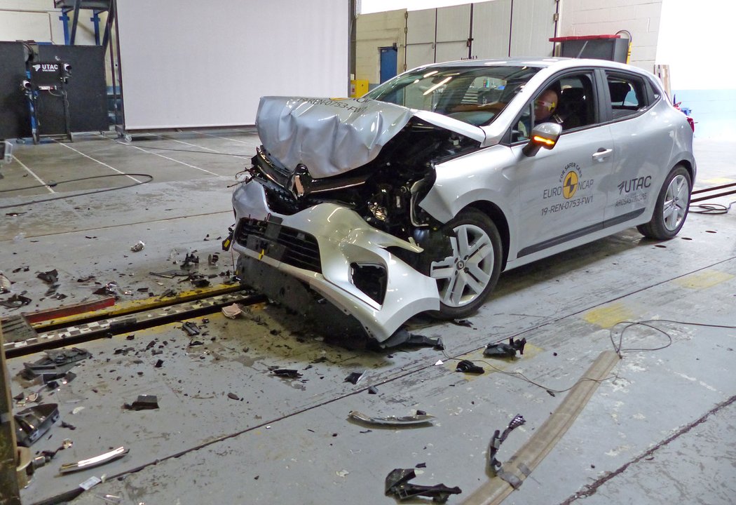 Euro NCAP 2019: Renault Clio