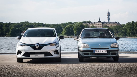 Renault Clio: Malé francouzské múze je třicet