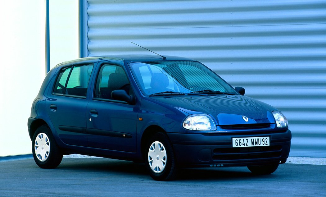 Renault Clio 5D (1998)
