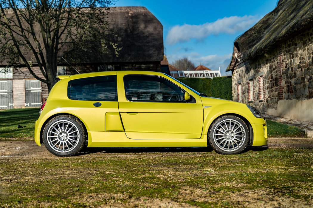 Renault Clio V6 Phase 2