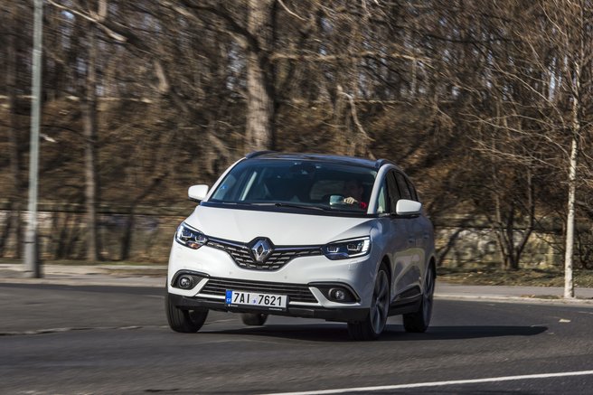 Renault Grand Scénic Blue 1.7 dCi 150: Prckové končí, přišel upsizing 