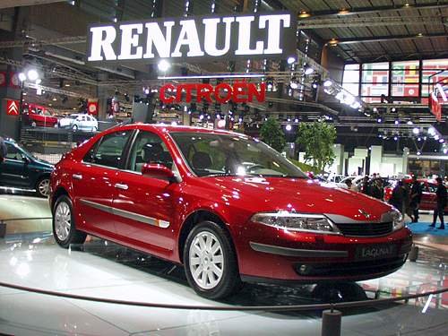 renault hyundai ferrari bmw audi ford vw fiat toyota peugeot opel porsche nissan volvo kia mitsubishi seat golf suzuki subaru octavia fabia saab roadster passat mondeo lancia mercedesbenz