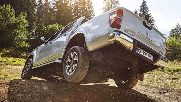 TEST Poprvé za volantem Renaultu Alaskan. Může být diamantová Navara vůbec jiná?