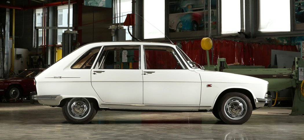 Renault 16 (1966)