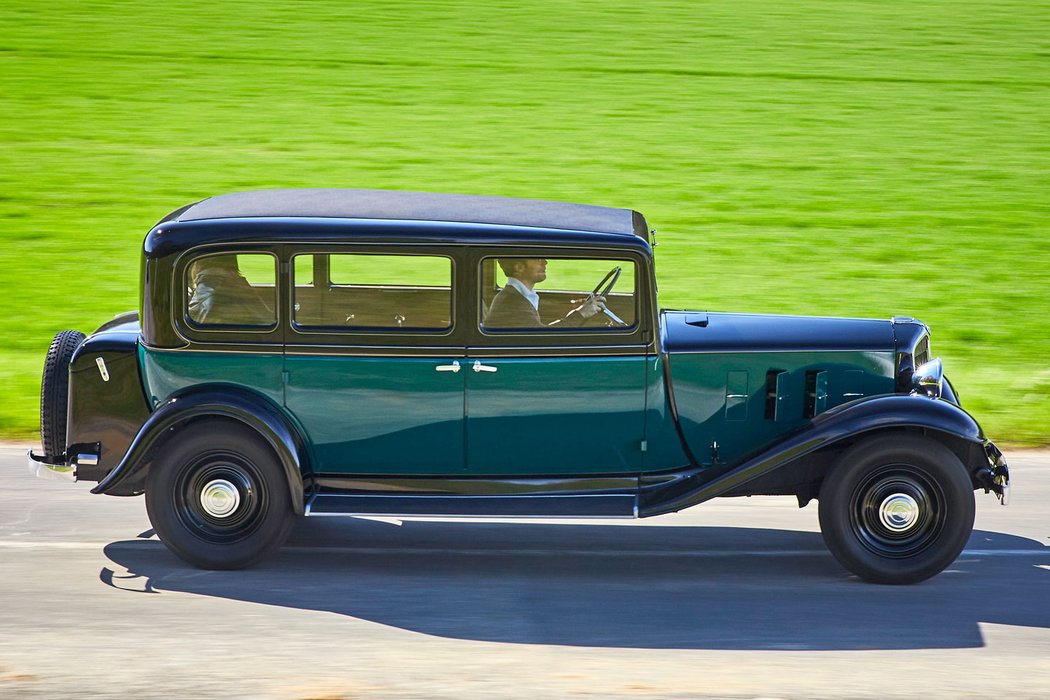 Renault Vivastella PG7 (1933)