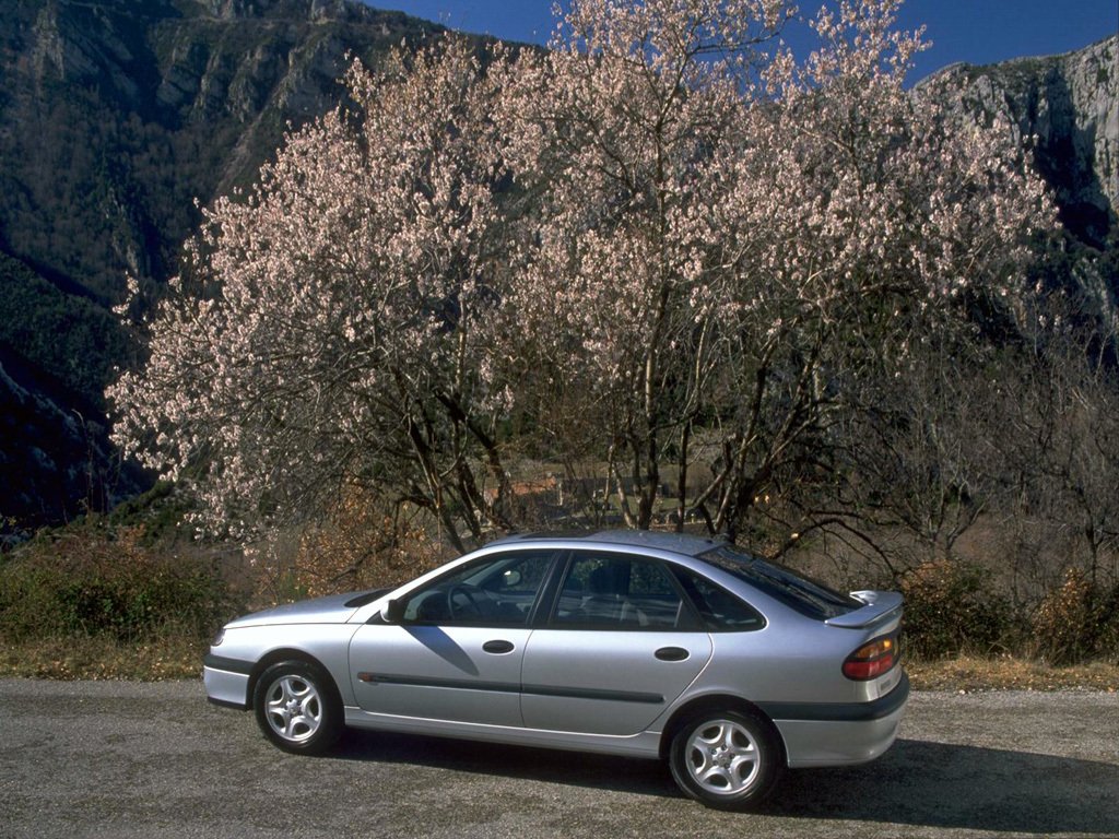 Renault Laguna (1998)
