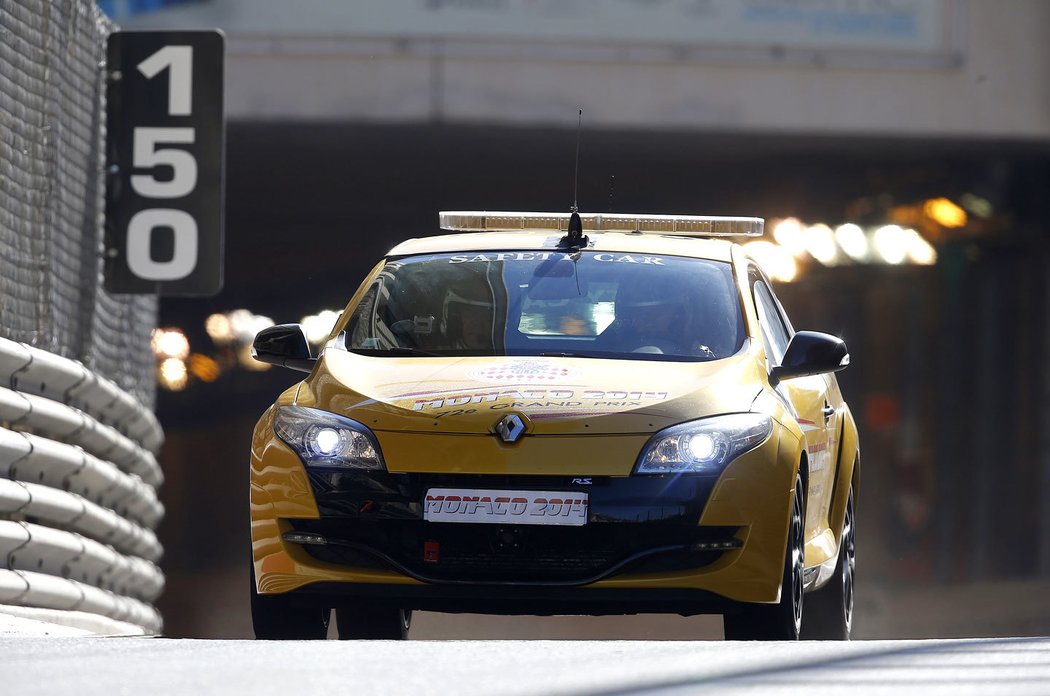 Renault Mégane R.S. 250 F1 Safety Car (2014)