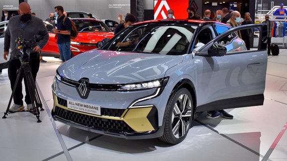 IAA 2021: Renault Mégane poprvé naživo. Revoluce se vším všudy!