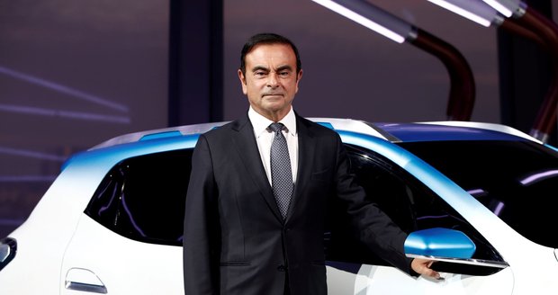 Zemětřesení v automobilce: Šéf Nissanu skončí kvůli údajným podvodům