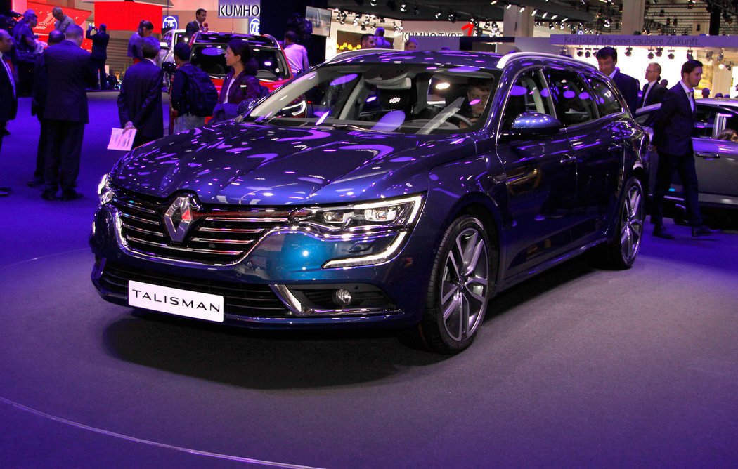 renault novemodely frankfurt2015