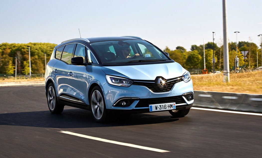 renault novemodely mpv