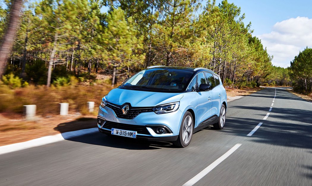 renault novemodely mpv