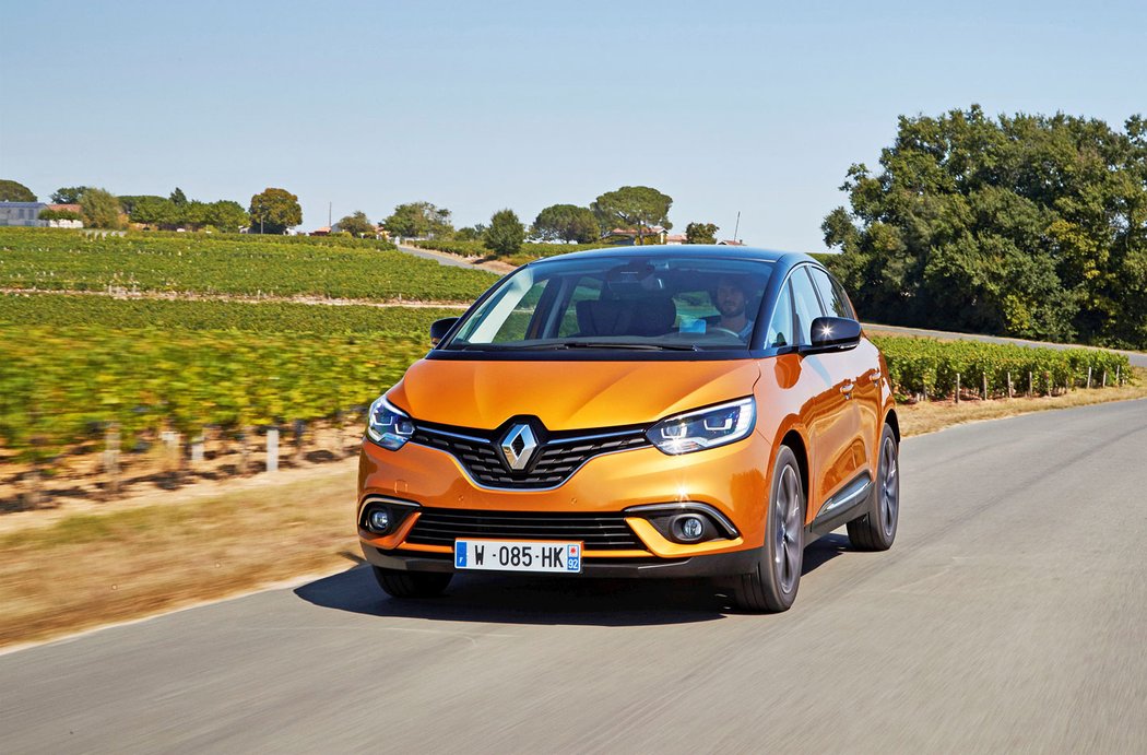 renault novemodely mpv