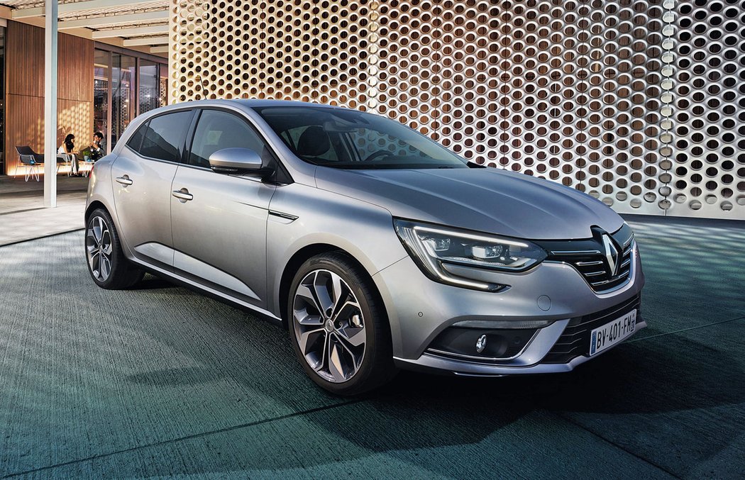 renault ceniky ceskytrh novemodely nizsistredni