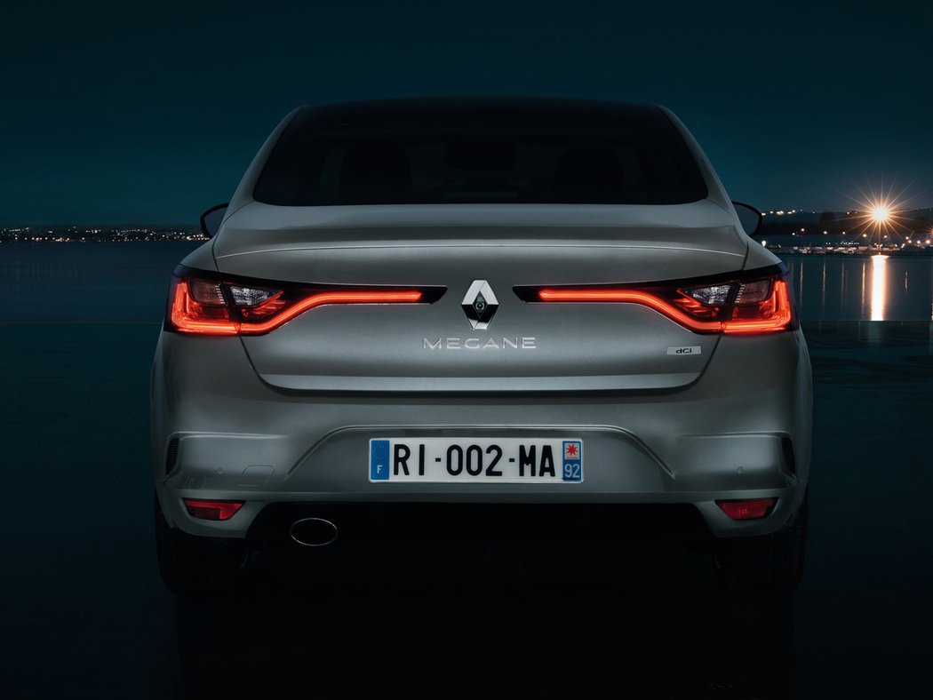 renault novemodely nizsistredni