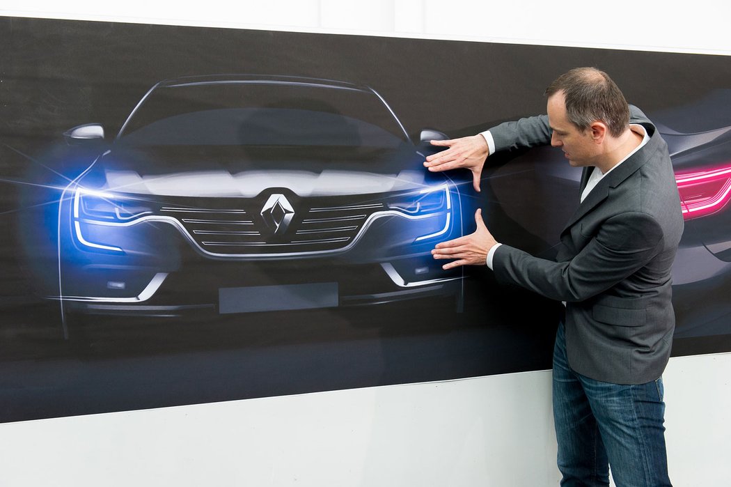 mercedesbenz renault novemodely strednitrida