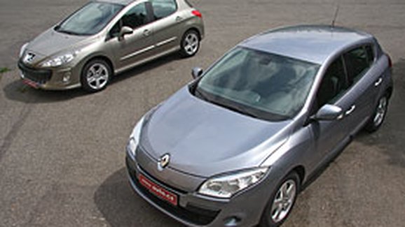 TEST Peugeot 308 1,6 VTi vs. Renault Mégane 1,6 16V – Premium vs. optimum