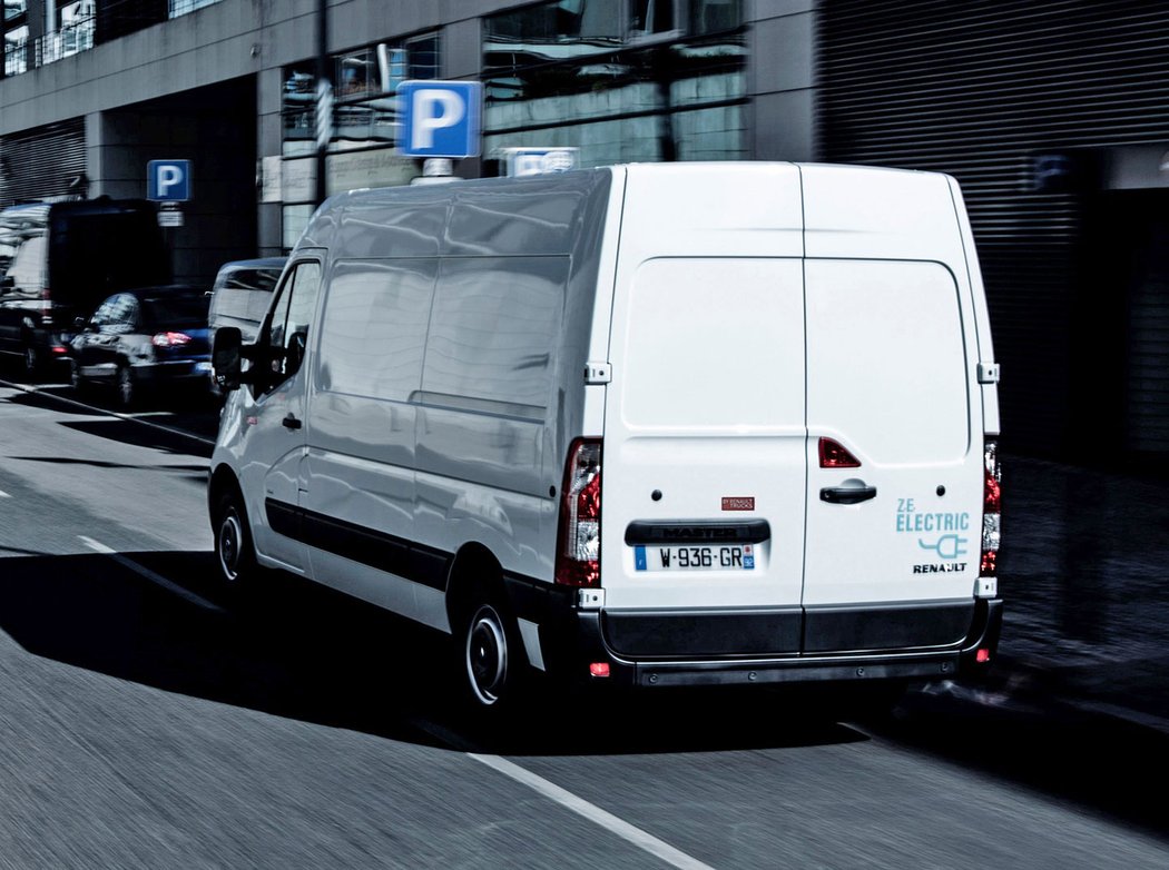 Renault Trucks zahajuje prodej elektromobilu Master Z.E.