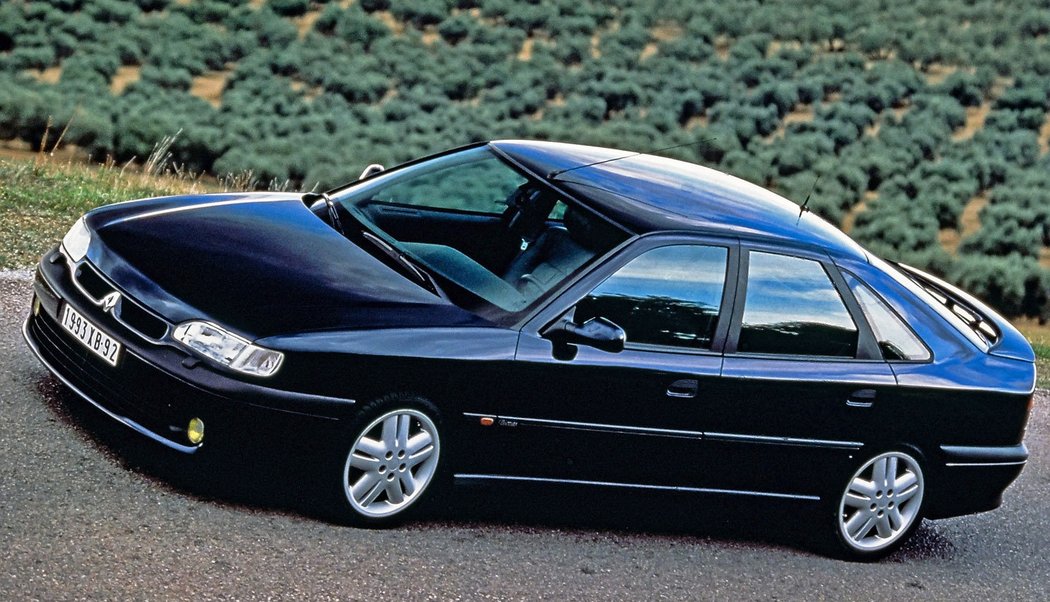 Renault Safrane Biturbo (1993)