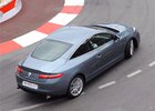 Renault Laguna Coupé: Aktivní řízení zadních kol Aisin standardně