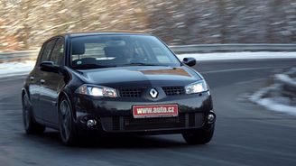 Retrotest Renault Mégane Sport: Chyť mě, jestli to dokážeš Retrotest Renault Mégane Sport: Chyť mě, jestli to dokážeš