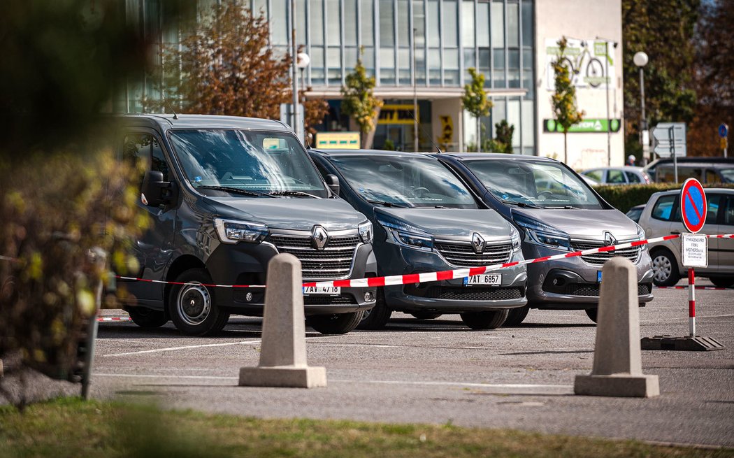 Poprvé za volantem modernizovaných Renaultů Master a Trafic. Zase o krok blíže osobním vozům