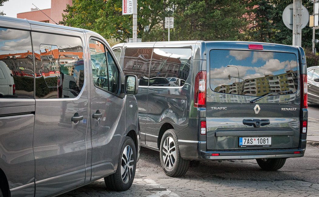 Poprvé za volantem modernizovaných Renaultů Master a Trafic. Zase o krok blíže osobním vozům