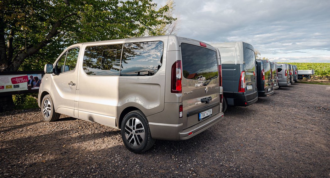 Poprvé za volantem modernizovaných Renaultů Master a Trafic. Zase o krok blíže osobním vozům