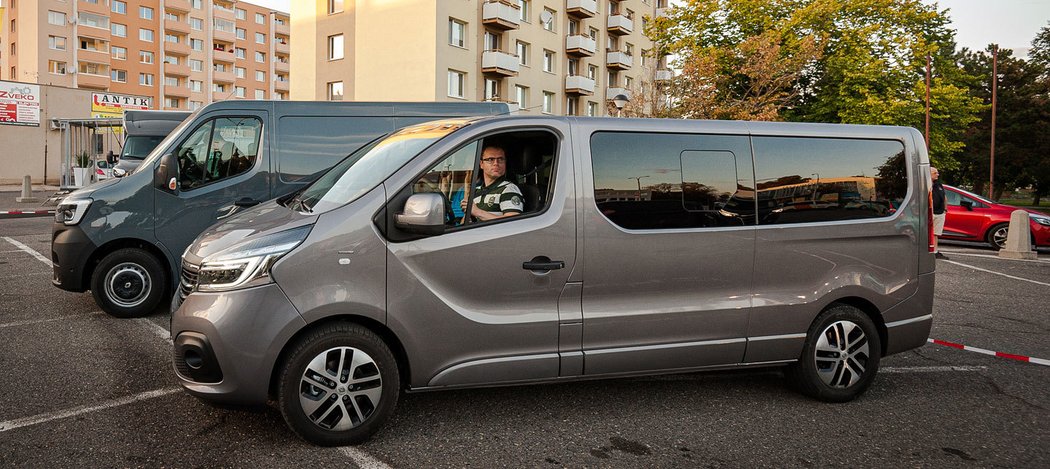 Poprvé za volantem modernizovaných Renaultů Master a Trafic. Zase o krok blíže osobním vozům