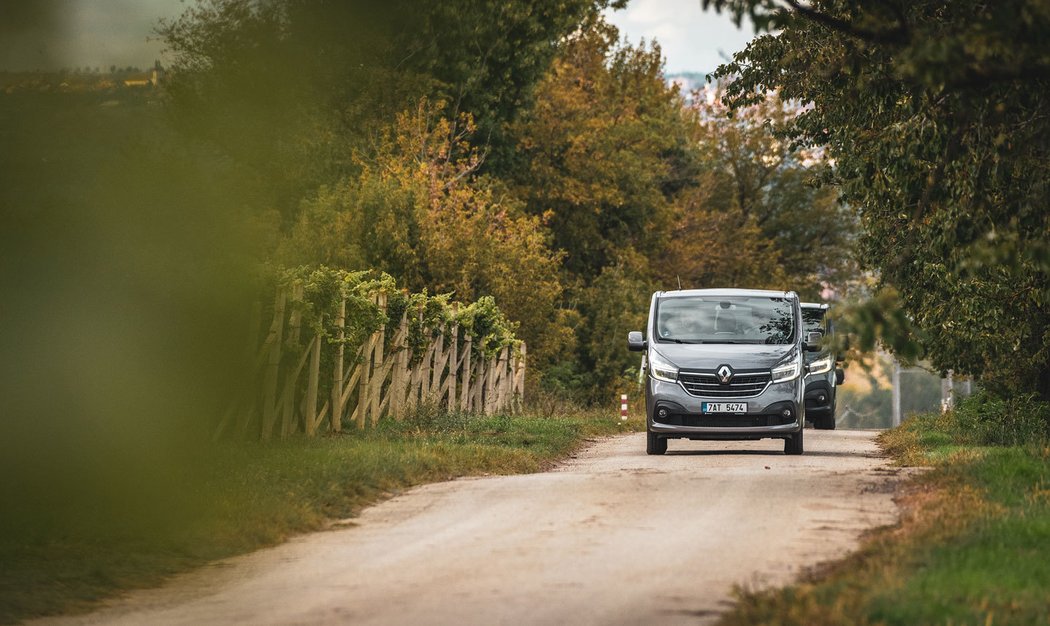 Poprvé za volantem modernizovaných Renaultů Master a Trafic. Zase o krok blíže osobním vozům