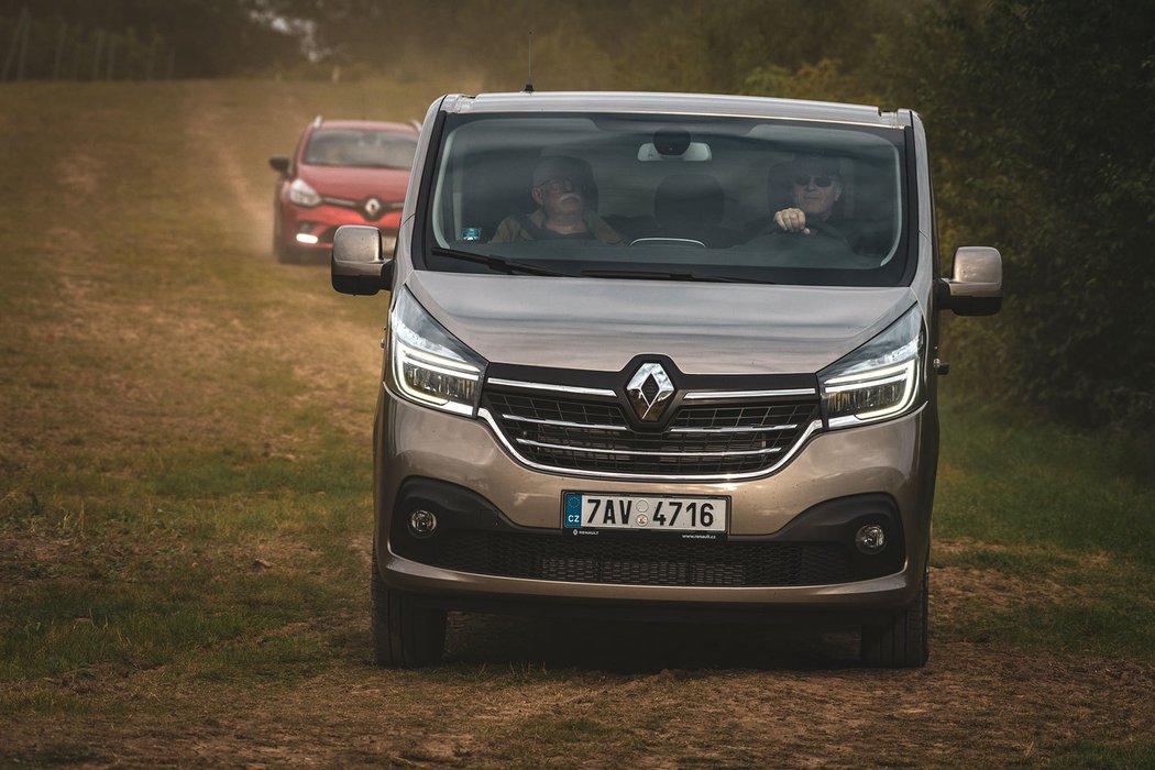 Poprvé za volantem modernizovaných Renaultů Master a Trafic. Zase o krok blíže osobním vozům