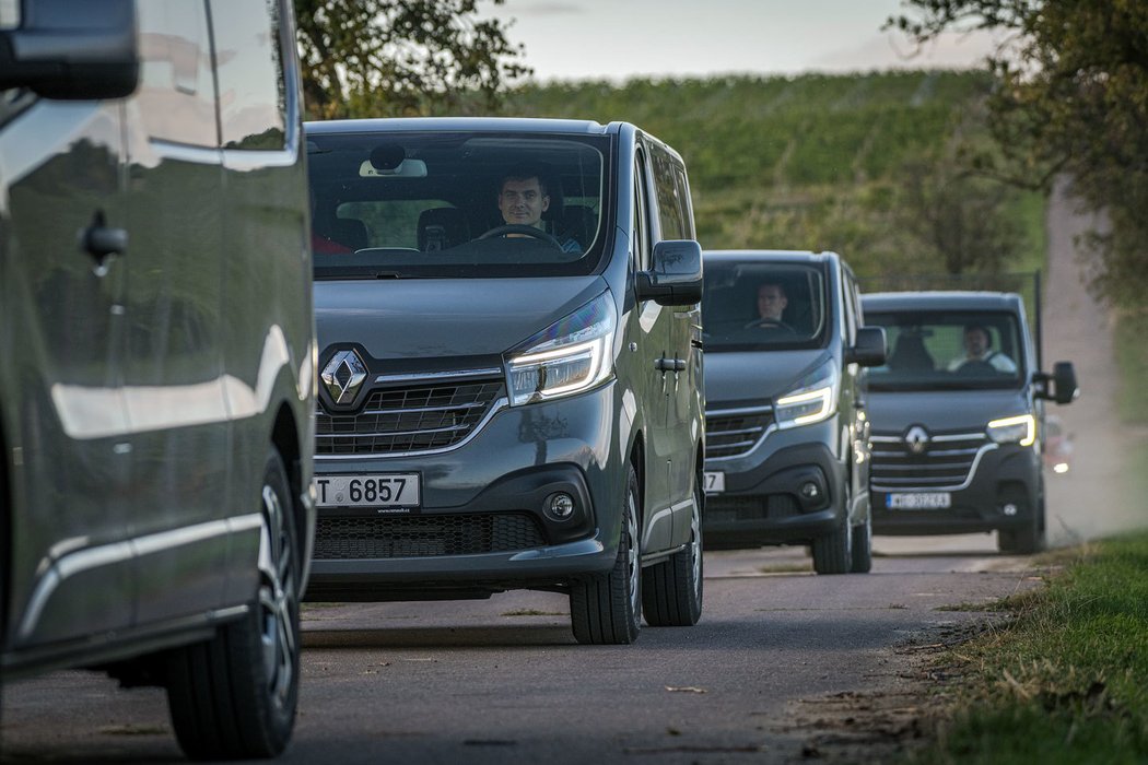 Poprvé za volantem modernizovaných Renaultů Master a Trafic. Zase o krok blíže osobním vozům