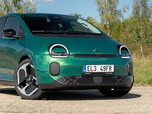 TEST Renault Twingo E-Tech – Milé retro, důstojný vůz