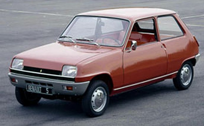 Video: Renault 5 -  40 let malého hatchbacku