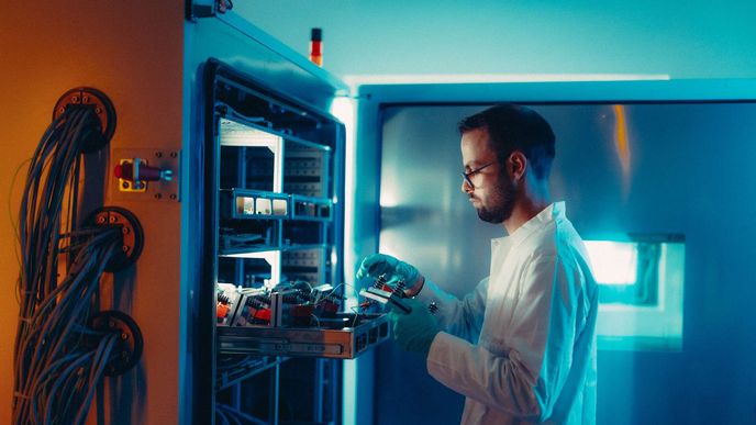 Renault chce v efektivitě vyzvat Čínu. Renault chce v efektivitě vyzvat Čínu.