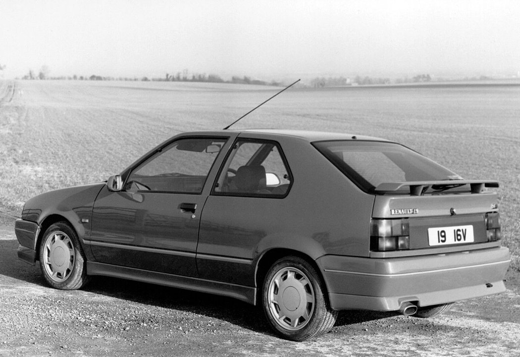 1990 Renault 19