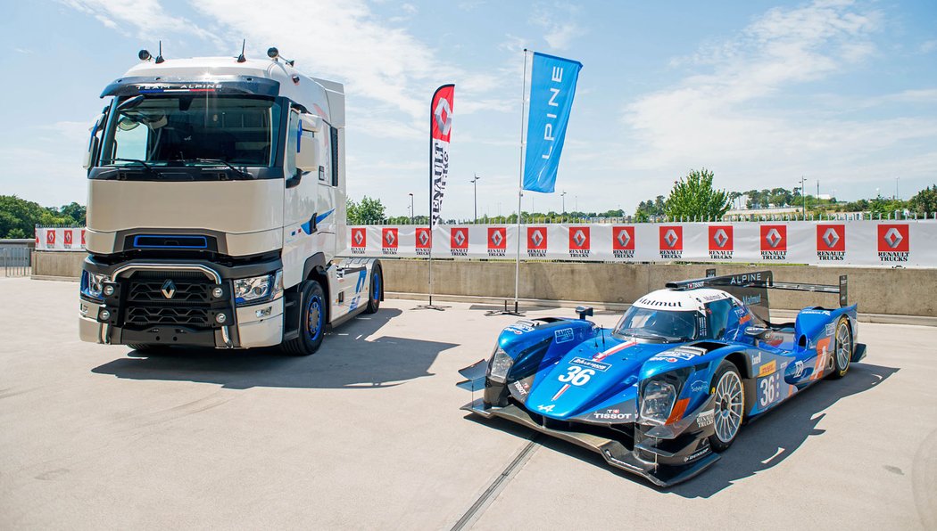 Renault Trucks T High Edition Team Alpine