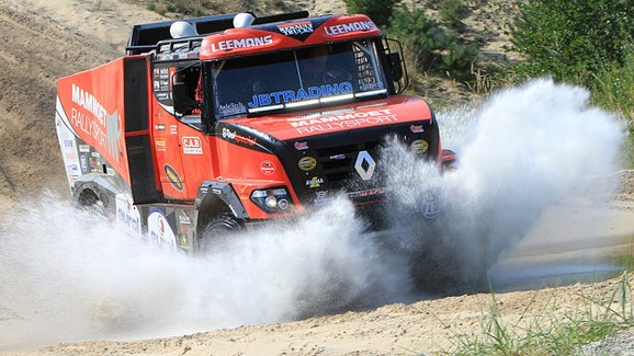 Renault Sherpa od MKR Technology pro Dakar je jako Fénix (+video)