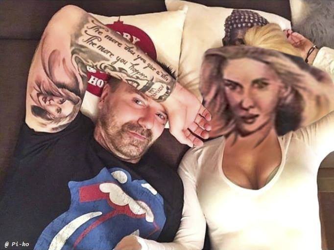 Internetové parodie na nové tetování Tomáše Řepky
