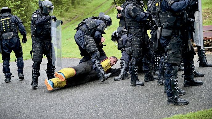 Věznice rozšiřují svá bezpečnostní opatření. I kvůli zvyšujícímu se počtu bezpečnostních incidentů Věznice rozšiřují svá bezpečnostní opatření. I kvůli zvyšujícímu se počtu bezpečnostních incidentů