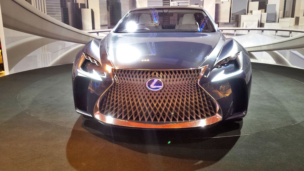 Lexus LF-FC