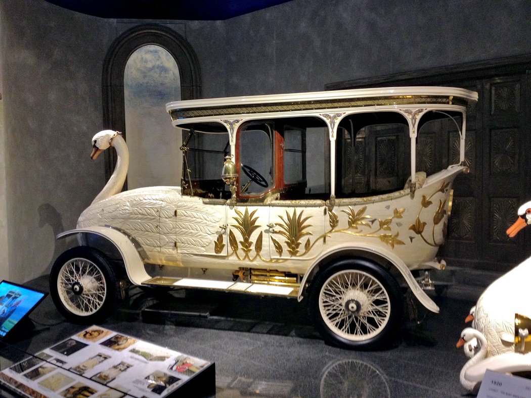 Brooke Swan Car