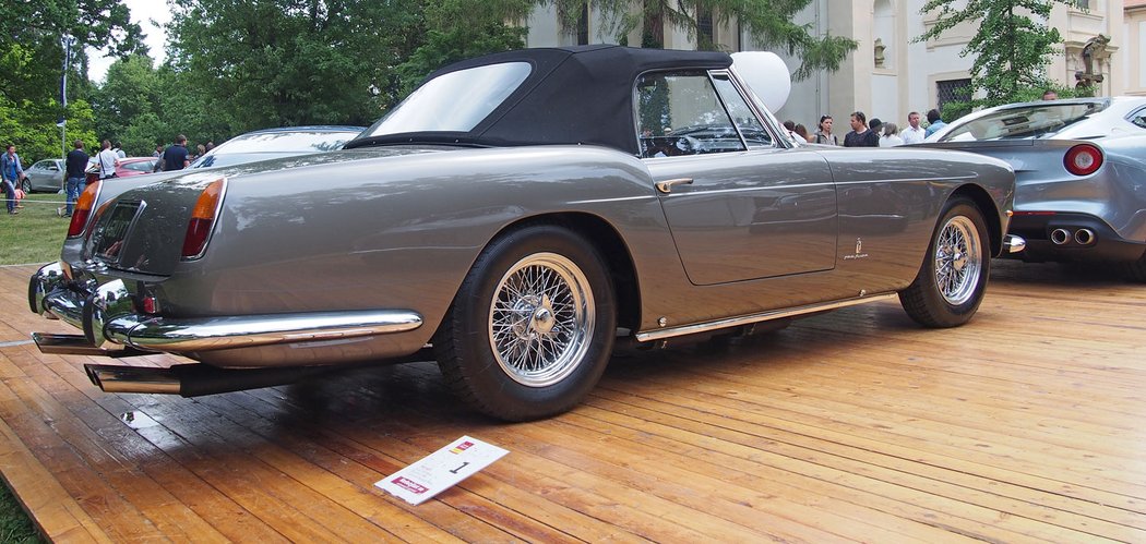  Ferrari 250 GT Lusso