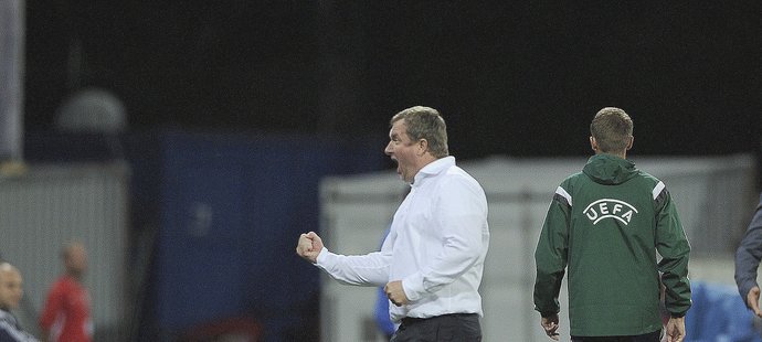 Trenér české reprezentace Pavel Vrba mohl po vítězném gólu proti Kazachstánu propadnout euforii