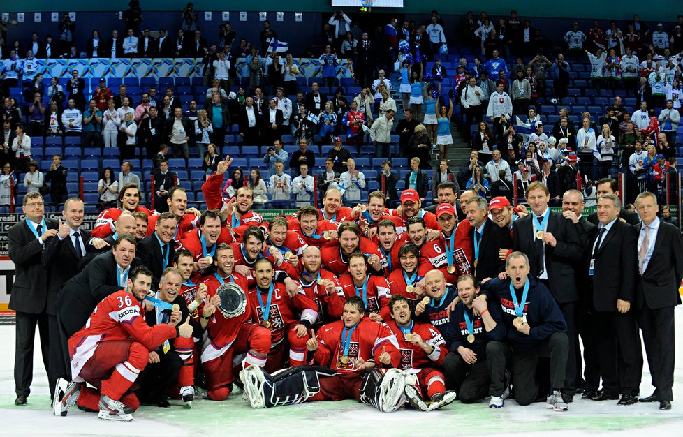Radost českých hokejistů z bronzu na MS 2012