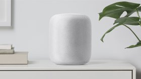  Chytré reproduktory nyní nabízí většina velkých technologických firem, tohle je třeba řešení HomePod od Applu