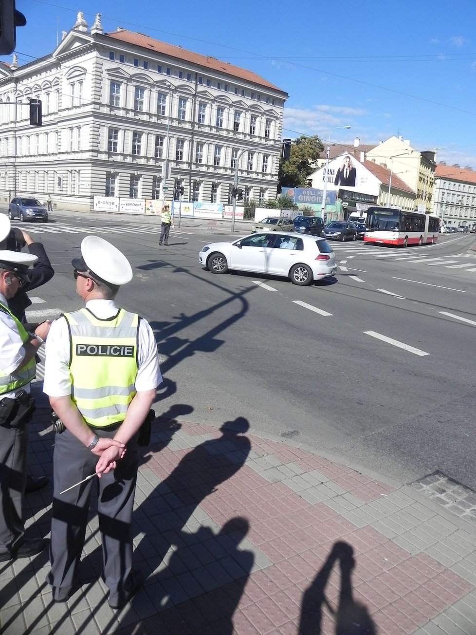 Na soutěžící dopravní policisty čekala nevyzpytatelná brněnská křižovatka Vídeňská-Poříčí.