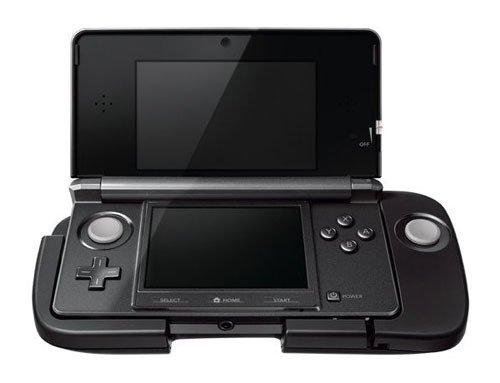 Nintendo 3DS vložené do přídavného hardwaru Circle Pad Pro