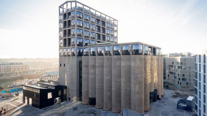 Galerie Zeitz MOCAA v jihoafrickém Kapském městě vznikla přestavbou sila. (Thomas Heatherwick)