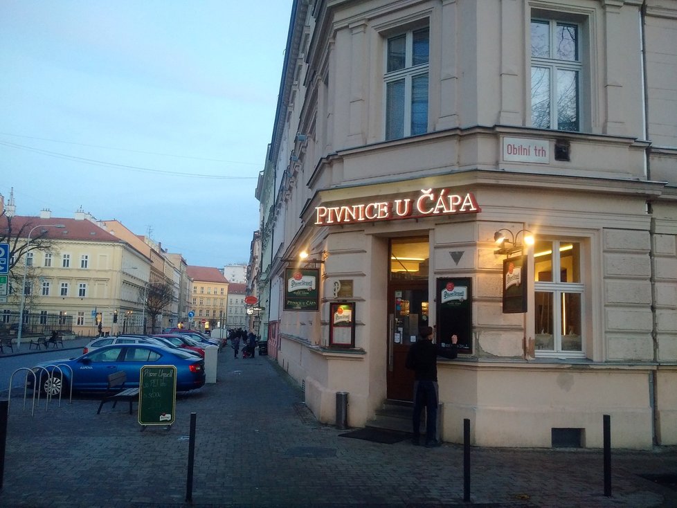 Brno-střed promine kvůli složité epidemiologické situaci restauracím poplatky za zahrádky za celé první čtvrtletí roku 2021.
